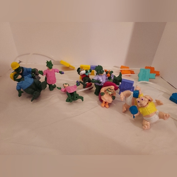 Vintage 1990's Show Dinosaur Jim Henson Disney MacDonald's Happy Meal Toys LOT - Picture 2 of 10